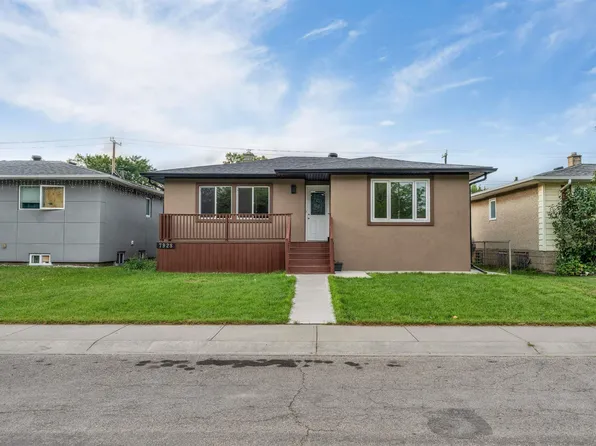 7928 82nd Ave NW, Edmonton, AB T6C 0Y2