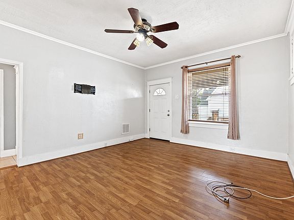 5th image of 4839 Austria Ave