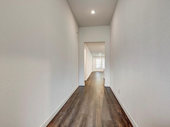 3rd image of 111 E Silky Sephora Ct