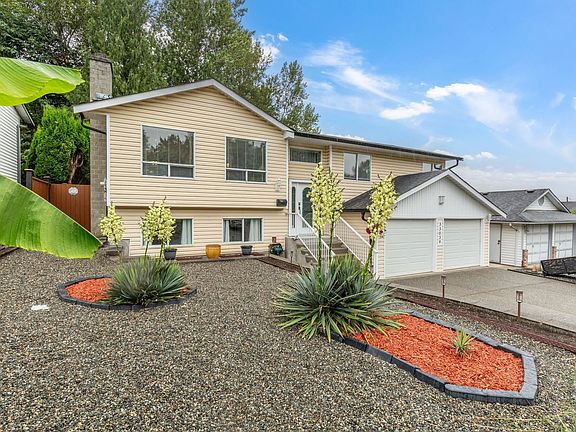 3rd image of 33039 Malahat Pl