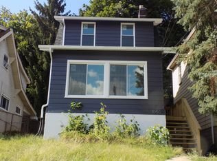 1050 Lessing St, Pittsburgh, PA 15220