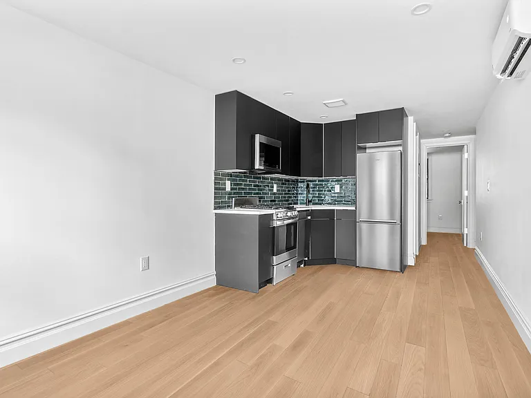 90 Putnam Ave #1 — Photo 5