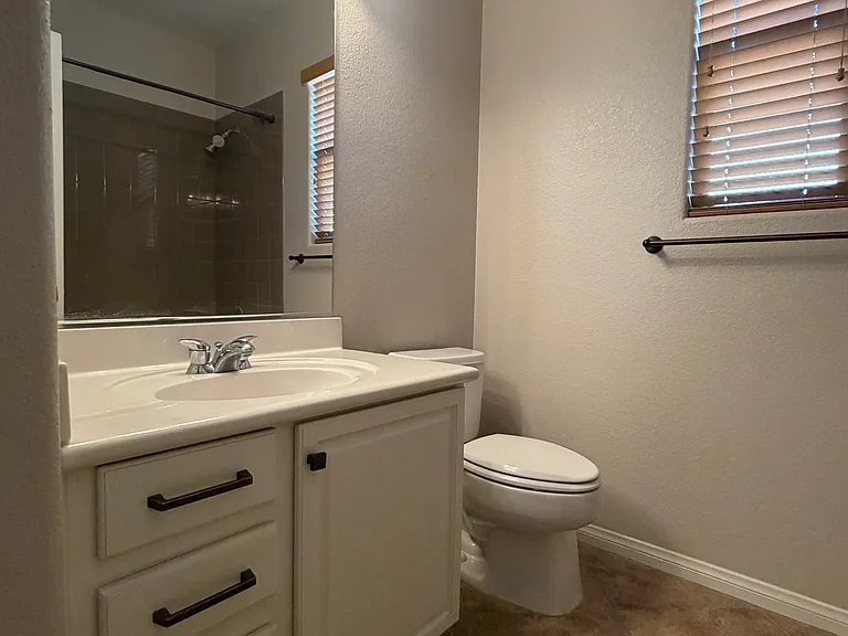 11928 Luna Del Mar Ln — Photo 25