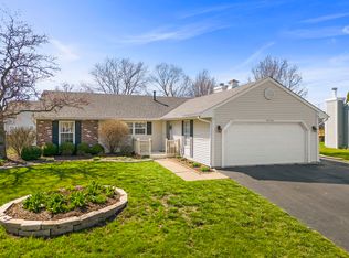 1S730 Sheffield Ln, Warrenville, IL