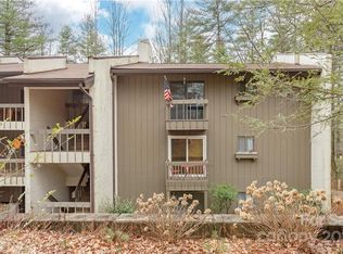 435 Overlook Rd #3C, Sapphire, NC 28774