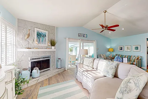 224 Oak Ave #ID1591349P Photo 1