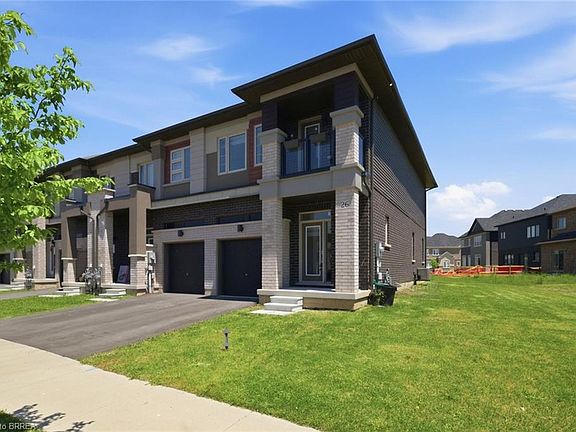 3rd image of 26 Copeman Ave