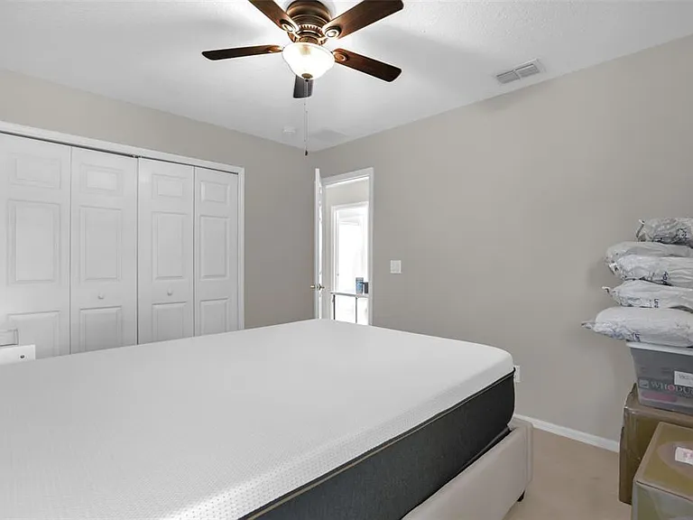 2165 Ridgewood St — Photo 25