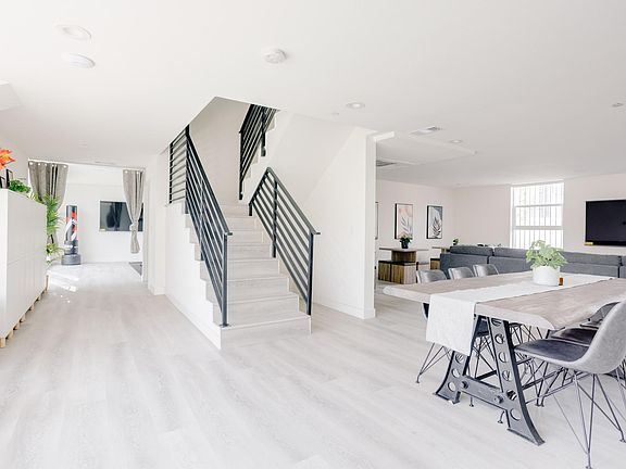 4th image of 1476 W 35th St #1446-14