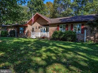 5201 Pinchtown Rd, Dover, PA 17315