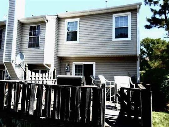 2nd image of 16 De Palma Ct