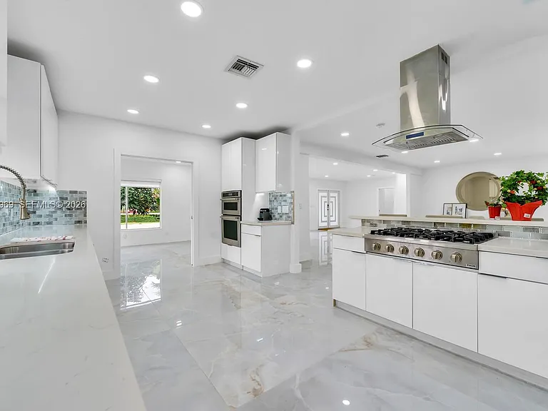 200 N Hibiscus Dr — Photo 20