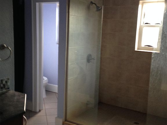 3rd image of 9 26th St S APT 3