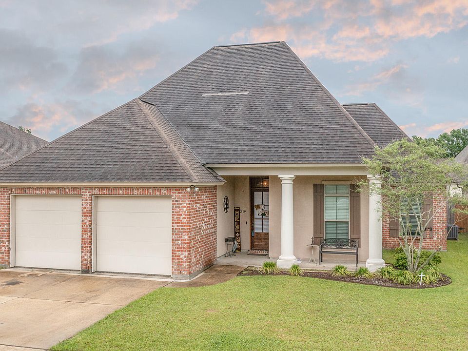 219 Bayou Parc Dr, Youngsville, LA 70592 Zillow