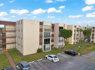 9401 SW 4th St APT 112, Miami, FL 33174