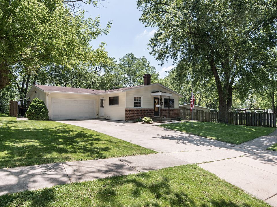 1st image of 610 Tanglewood Dr
