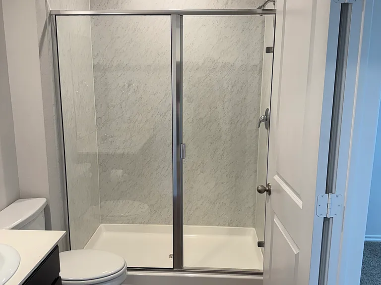 Master Bathroom: Shower & Toilet