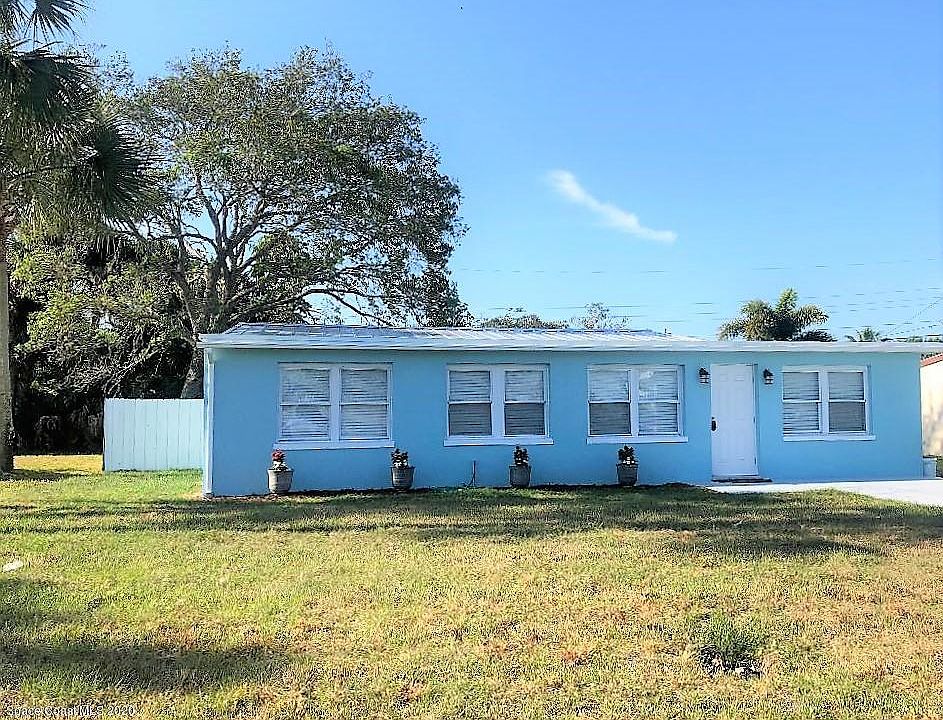 1st image of 305 Vesta Cir