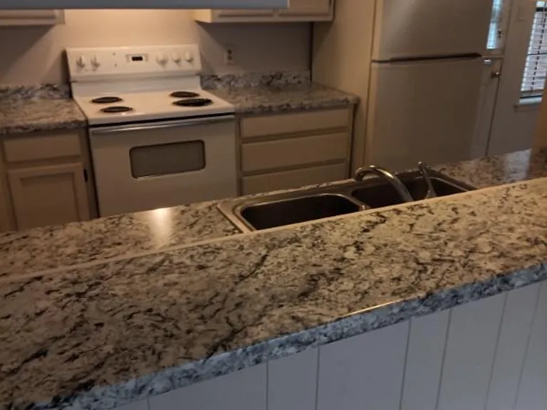 716 W Mulberry St #20 — Photo 3