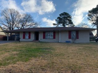 5472 Hudgins Rd, Memphis, TN 38116