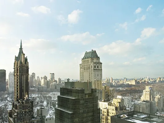 Sold by Sotheby's International Realty | media 13