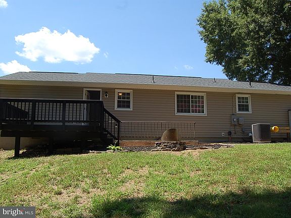 5th image of 9897 Wildwood Ct