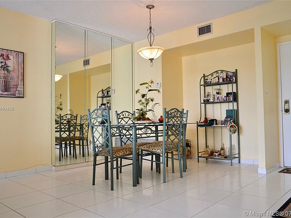 5th image of 4200 Hillcrest Dr APT 509