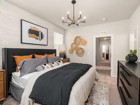 5th image of 3430 SE 81st Ave