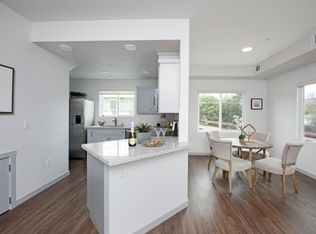 1811 Woodside Rd #209, Redwood City, CA 94061