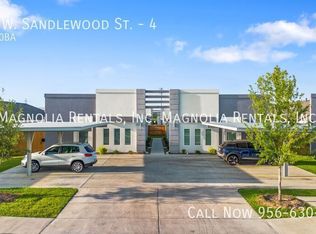 2915 W Sandlewood St #4, Edinburg, TX 78541