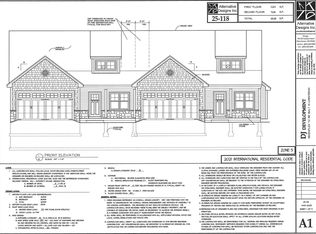 27 Gypsum Ln #27, Chester, NH 03036