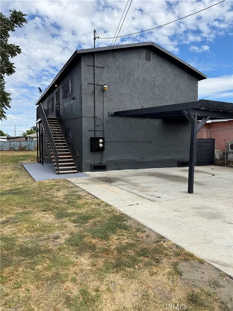 4 bed, 1248 sqft, $3,150 — Photo 1
