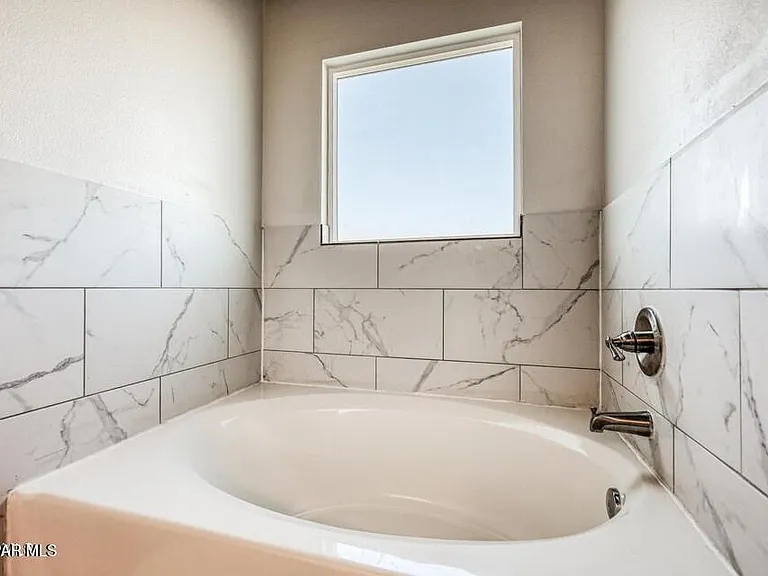 329 Samuel Vista St — Photo 15