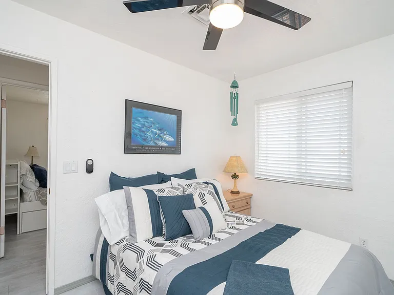 3910 Coral Reef Dr — Photo 12