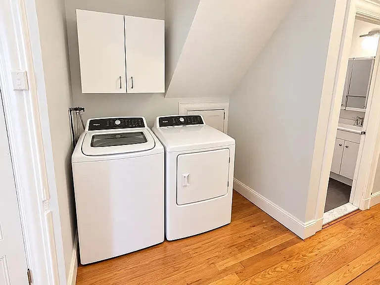 1 bed, 1200 sqft, $1,400 — Photo 2