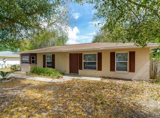 431 Windridge Pl, Tavares, FL 32778