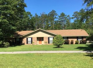 18 Horseshoe Ln, Carriere, MS 39426
