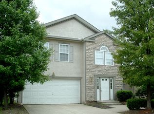 5465 Village Grove Ln, Canal Winchester, OH 43110