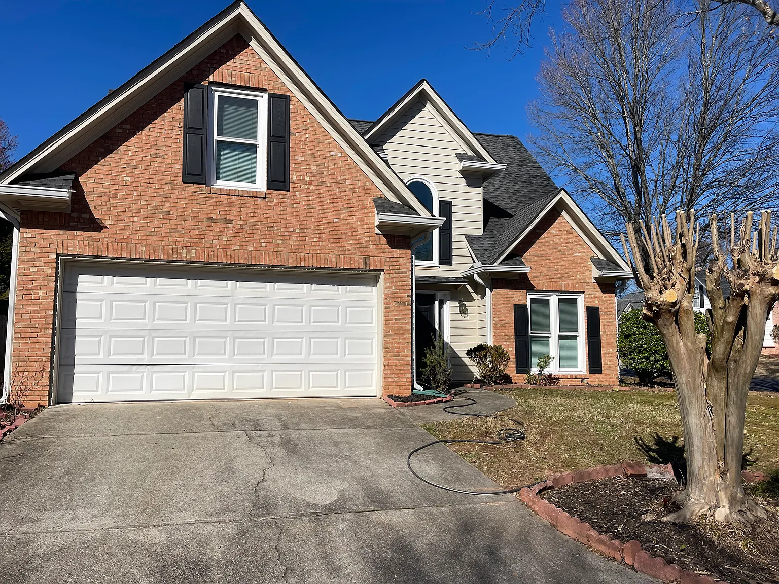 205 Morton Creek Cir — Photo 1