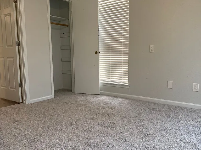 4159 Steck Ave — Photo 15