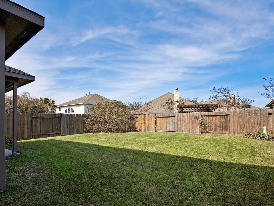 1st image of 26318 Richwood Oaks Dr