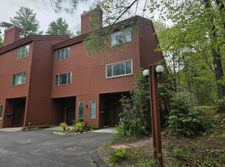 9 Evergreen Ln, Brattleboro, VT 05301