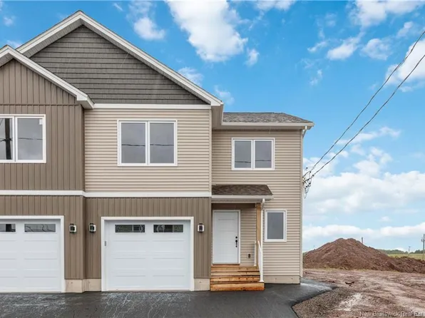 226 Maccoun St #224, Moncton, NB E1K 0A1