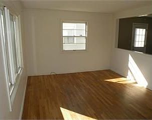 3rd image of 2212 Milburn Blvd
