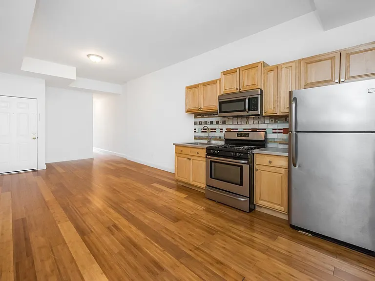 413 Palisade Ave #3L — Photo 1