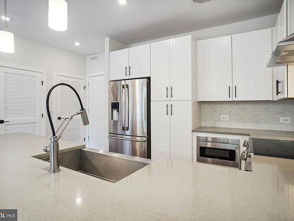 Metro Rosslyn Apartments Arlington, VA Zillow