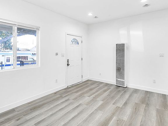 2nd image of 519 E 64th St #519