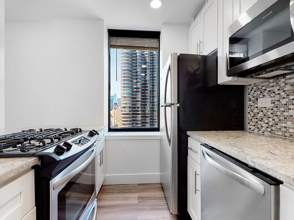 1st image of 415 E 37th St APT 31N