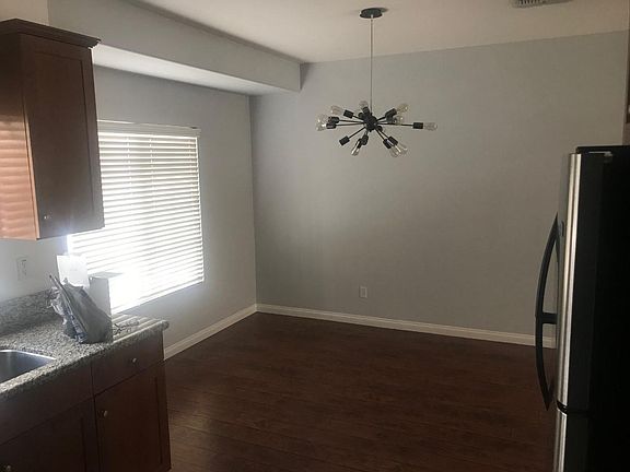 4th image of 1075 N Maclay Ave #24