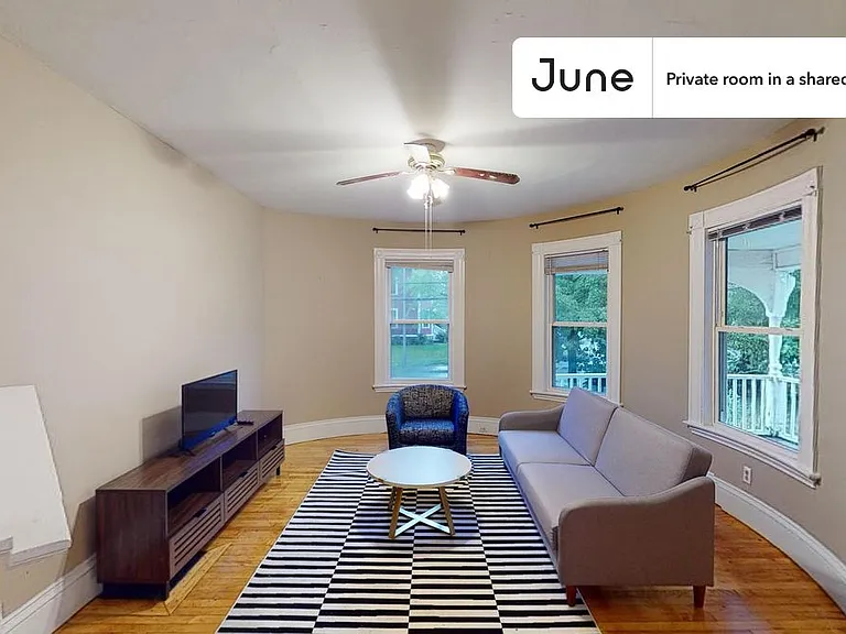 2 Sparhawk St #B — Photo 11